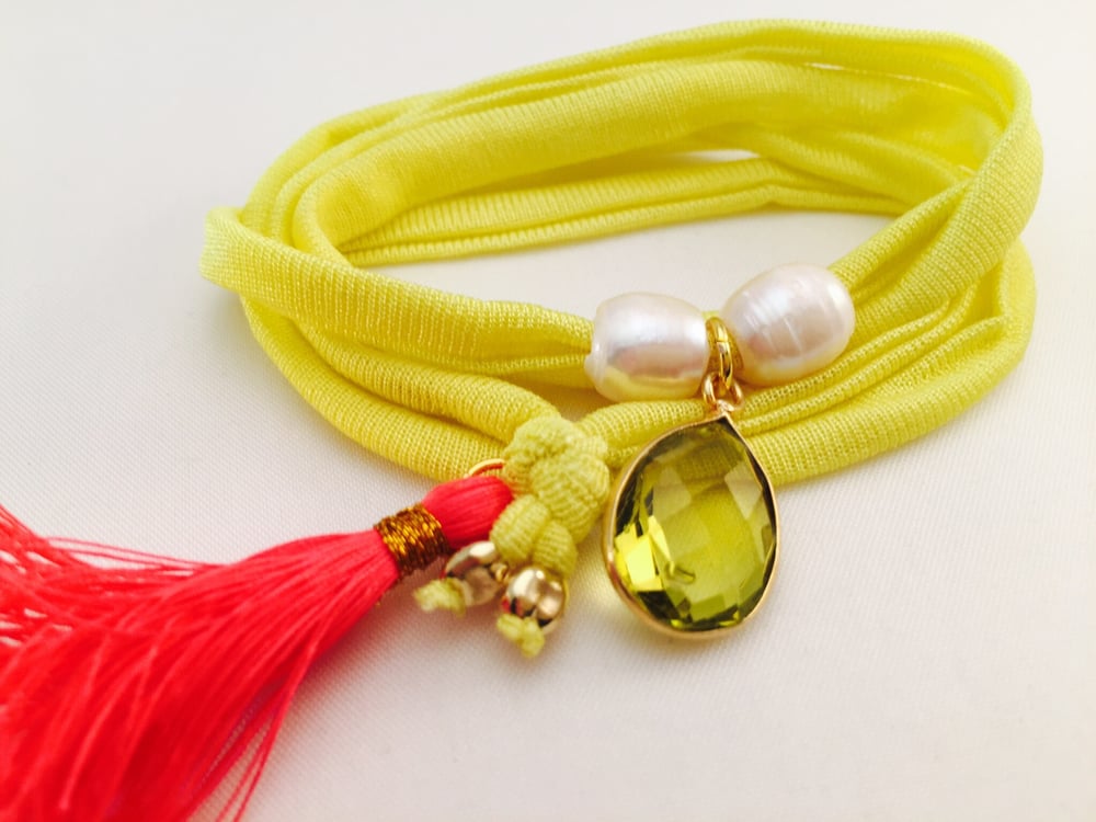 Image of Yellow elastisches Seidenarmband