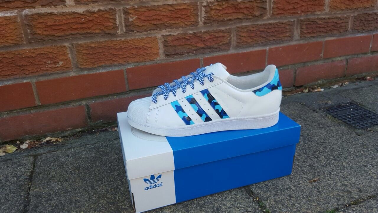 premium.customs Adidas superstar blue camo stripes