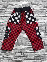 Image 1 of Easy jeans and shorts