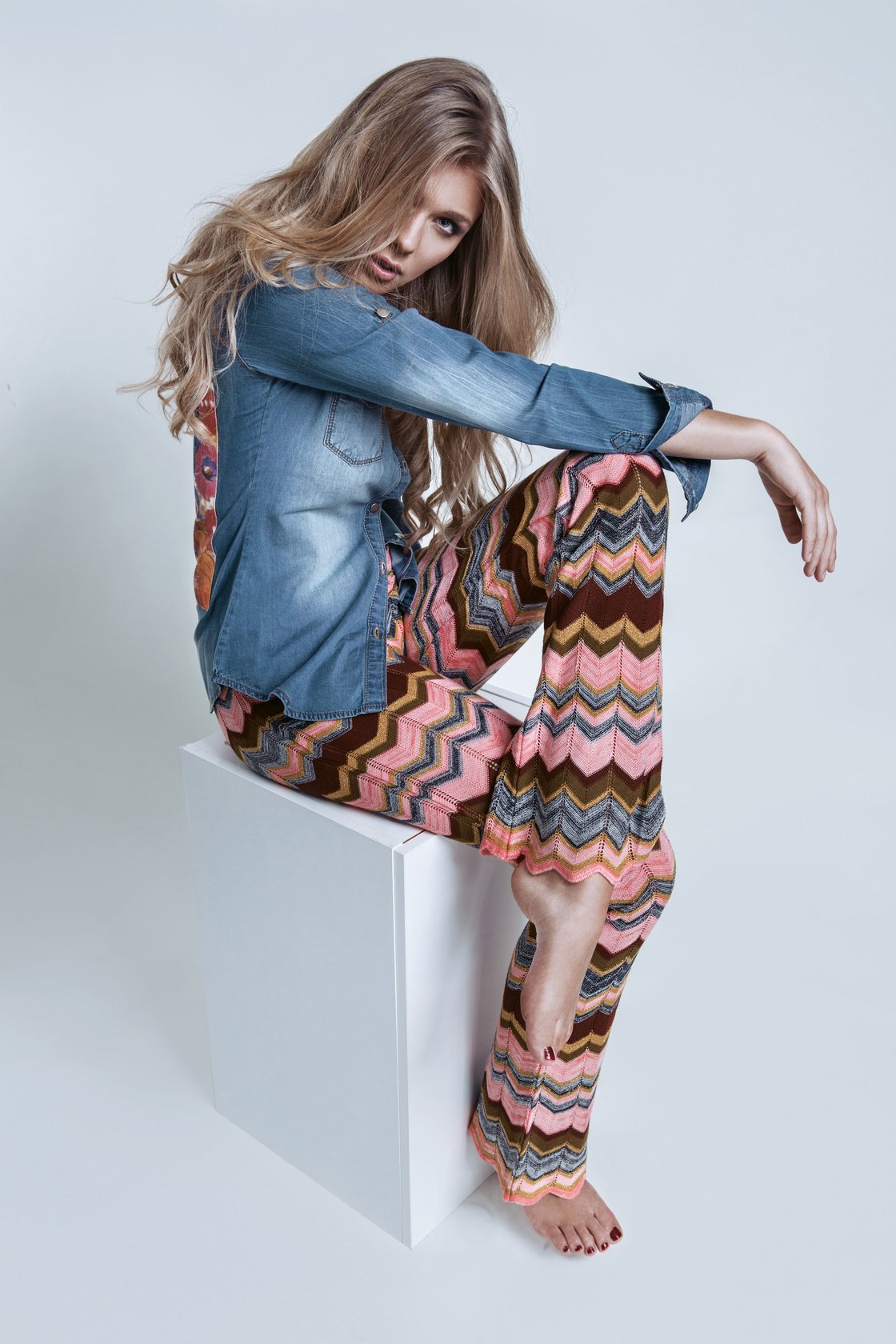 Image of FYEO Frida Backpiece Shirt Pink