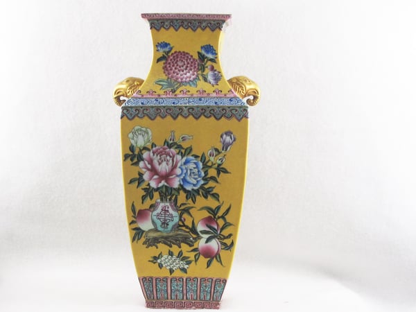 Image of LARGE CHINESE PORCELAIN VASE WITH FLORAL DESIGN