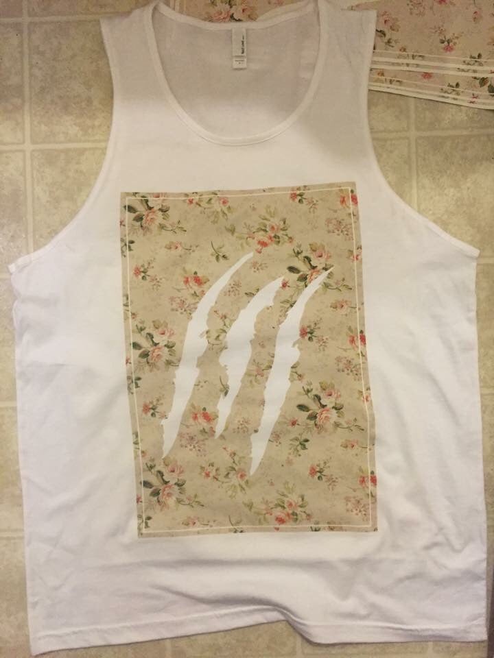 Image of Floral Claw Tank