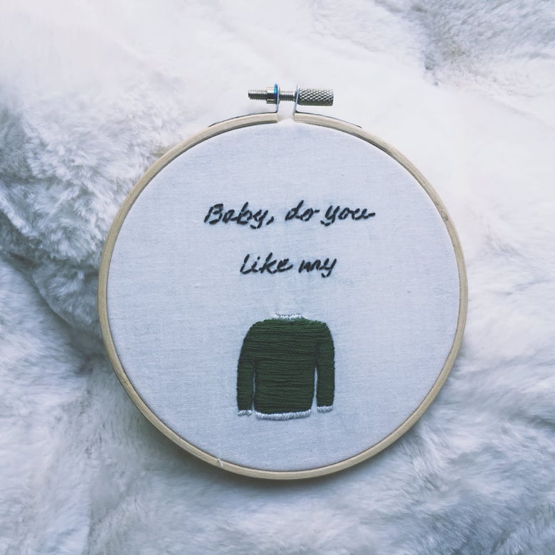 Image of Baby do you like my sweater?