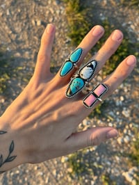Image 3 of White Buffalo & Turquoise Ring