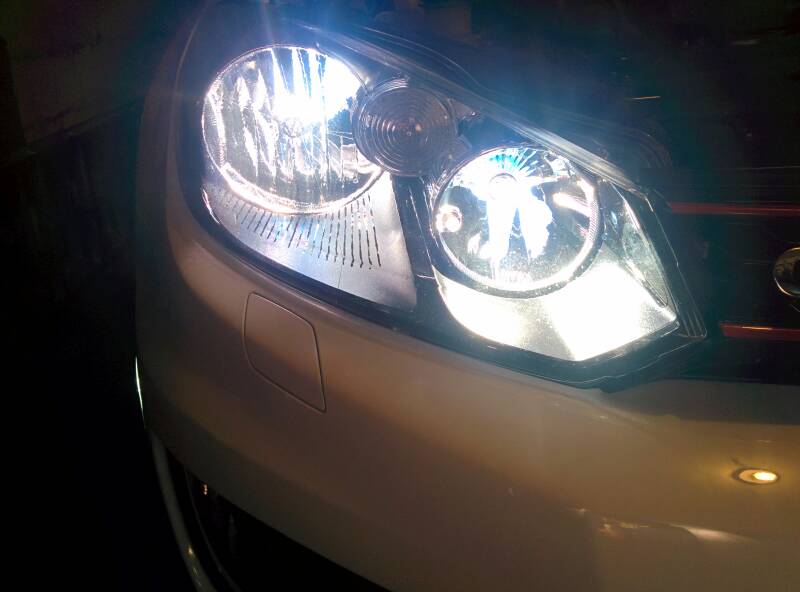 Image of H15 DRL Xenon/Halogen Hybrid Bulbs-Error Free-Fits: MK6/7 GTI/GOLF-MK6 Jetta Sportwagen