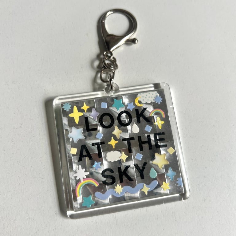 LOOK AT THE SKY - KEY CHAIN / BAG CHARM Image 3