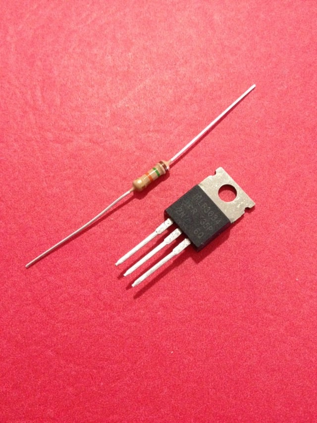 Image of IRLB3034 Mosfet with 15k resistor