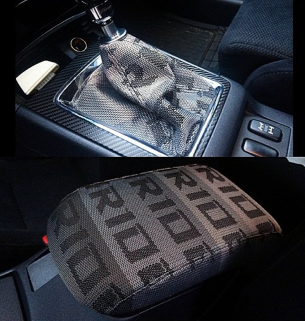 EVO x / ralliart shiftboot or armrests