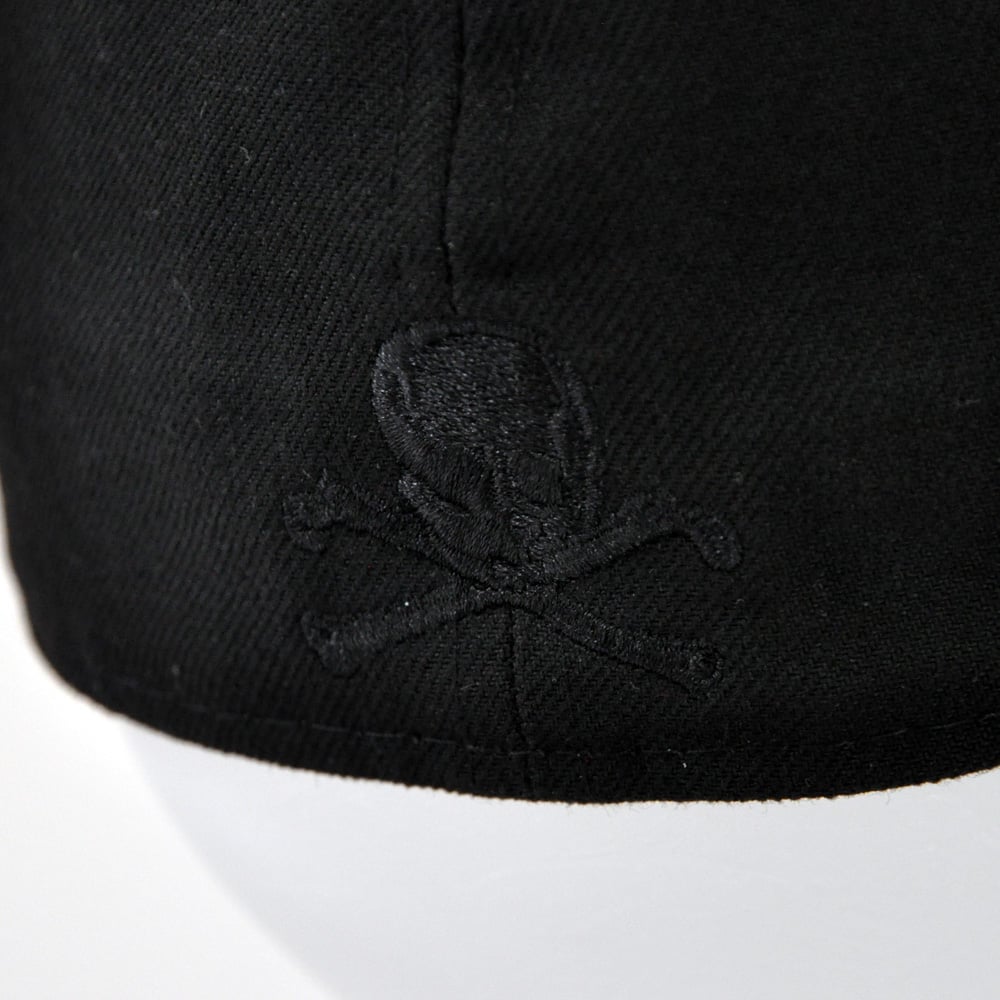 Image of Black fitted 5950 Low Crown