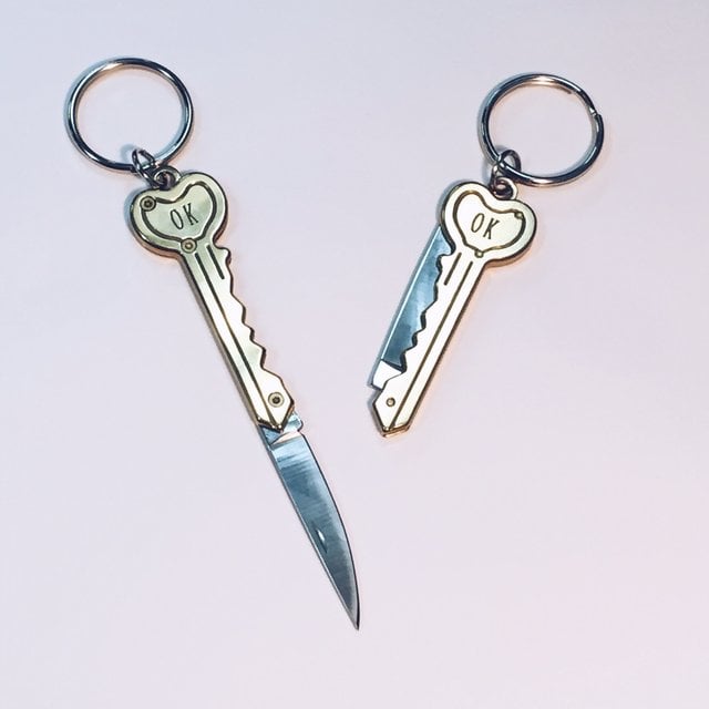 Image of ok heart keyblade keychain // gold 