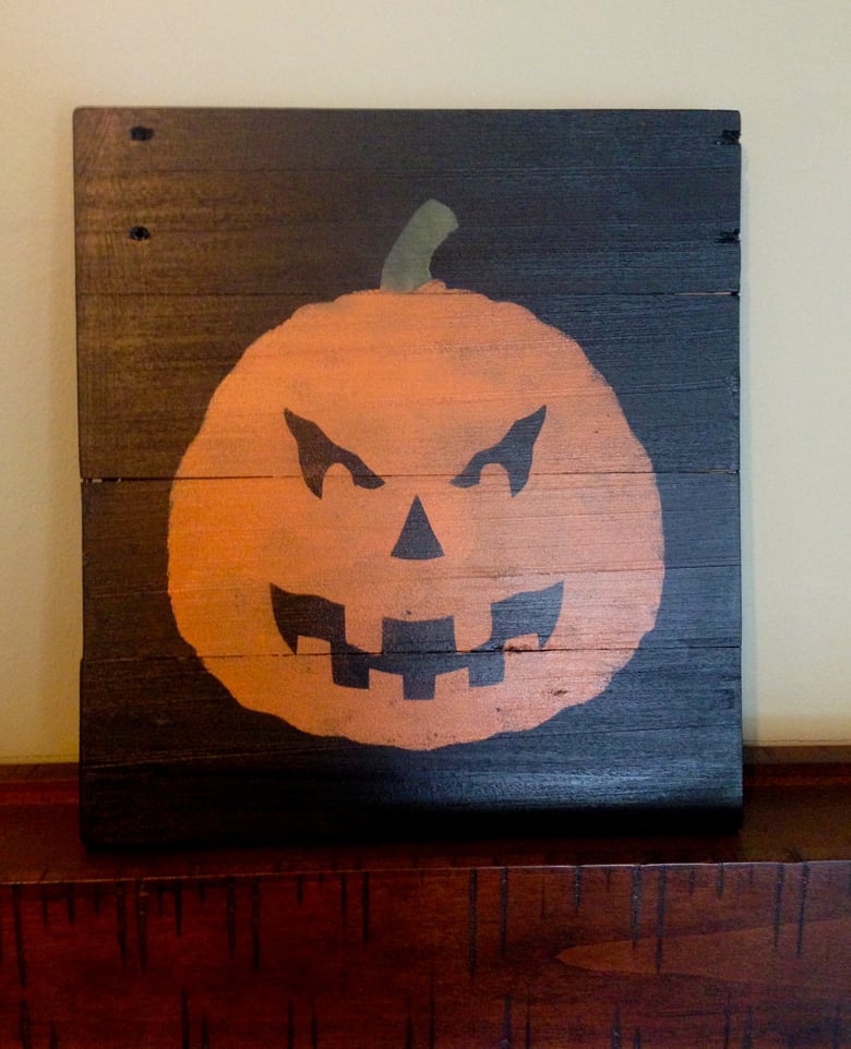 Image of Jack O Lantern Pallet Art