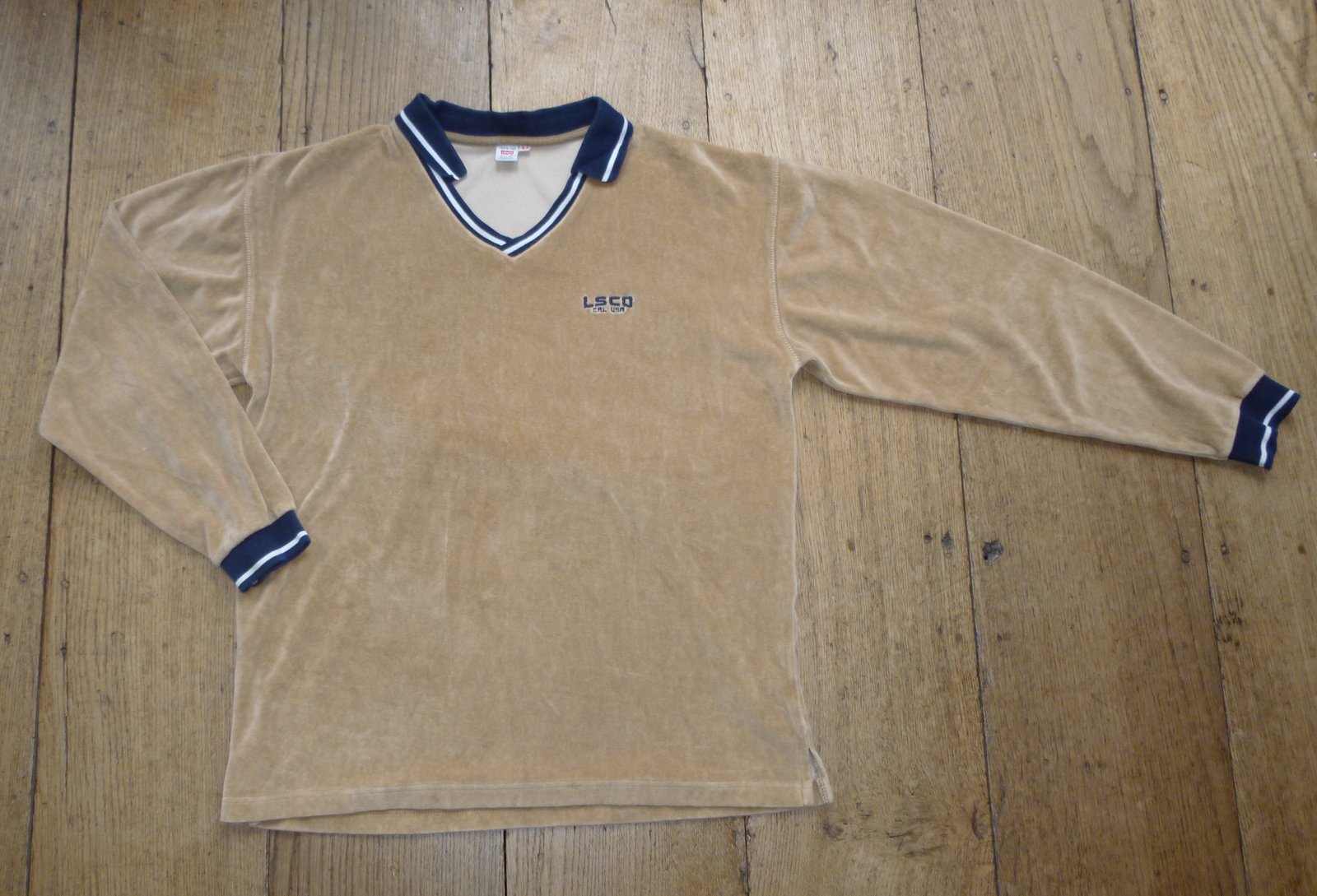 vintage levis sweater