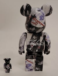 Image 4 of Futura, Bearbrick 400 et 100 %