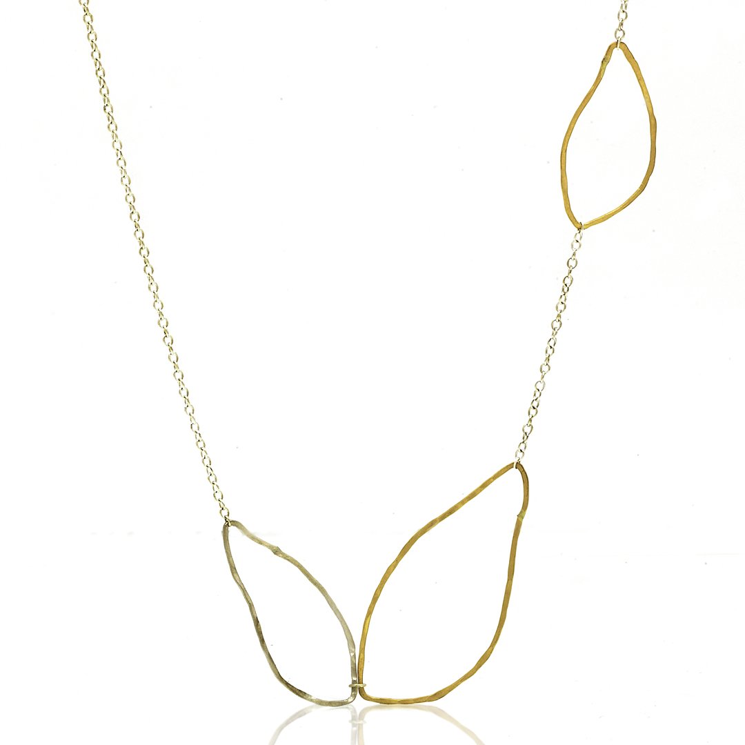 Image of Long Leaves Necklace
