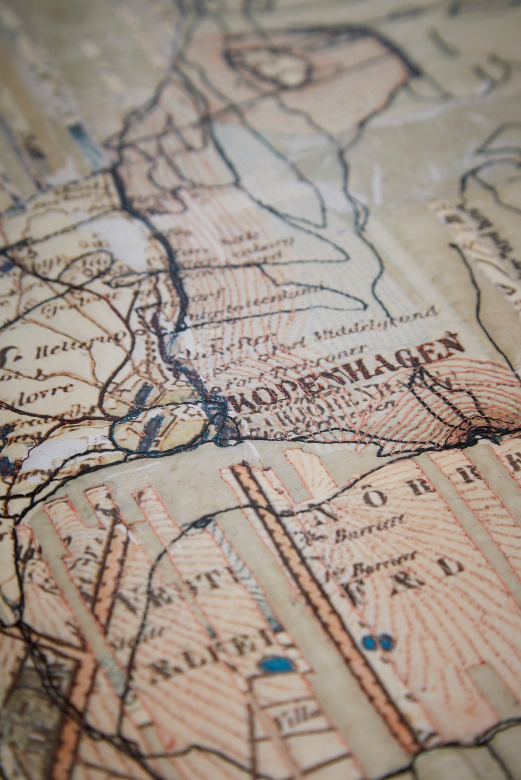 Image of Original. "Vågn op Holger Danske - skibene sejler forbi og hilser "bum" "bum"