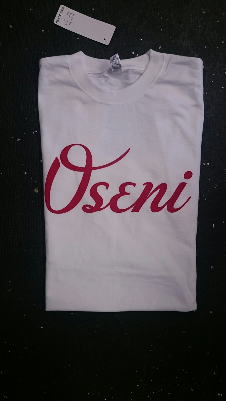 Image of Oseni White and red t shirt