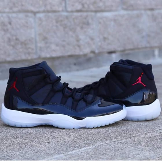 Image of Air Jordan 11 72-10