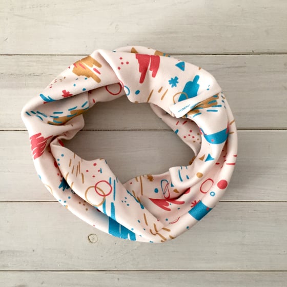 Image of Cuello • Infinity Scarf. Mini Artist