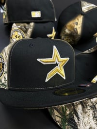 Image 2 of New Era 59Fifty “Gold  Piper” 