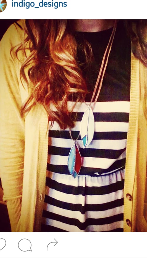 Image of Bohemian Feather pendant-wearable glass