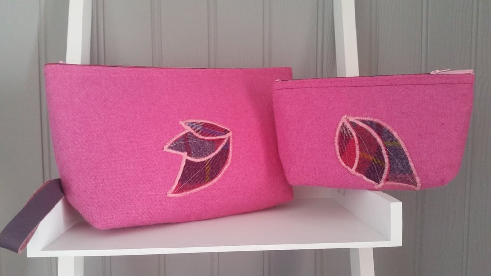 Image of Harris Tweed Toiletry & Makeup bag set
