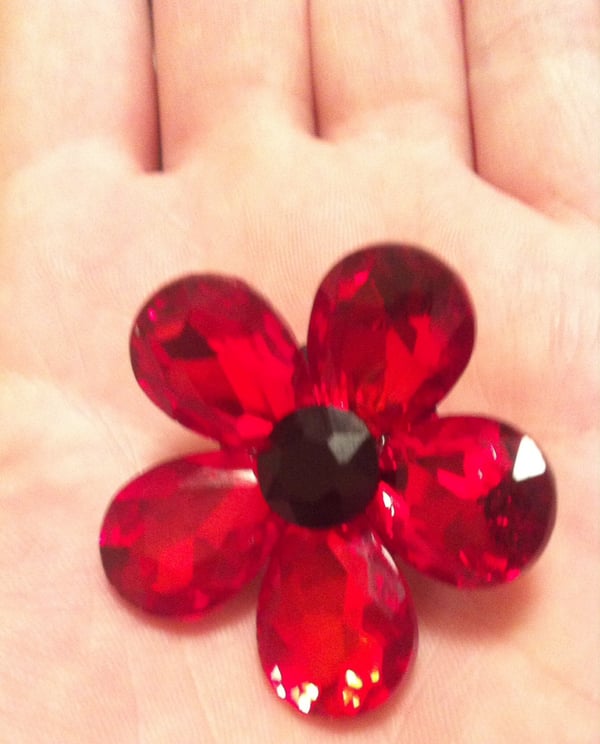 Image of Glass Poppy Brooch