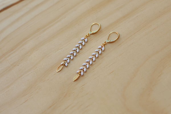 Image of Boucles d'Oreilles Laura Épis Blanc