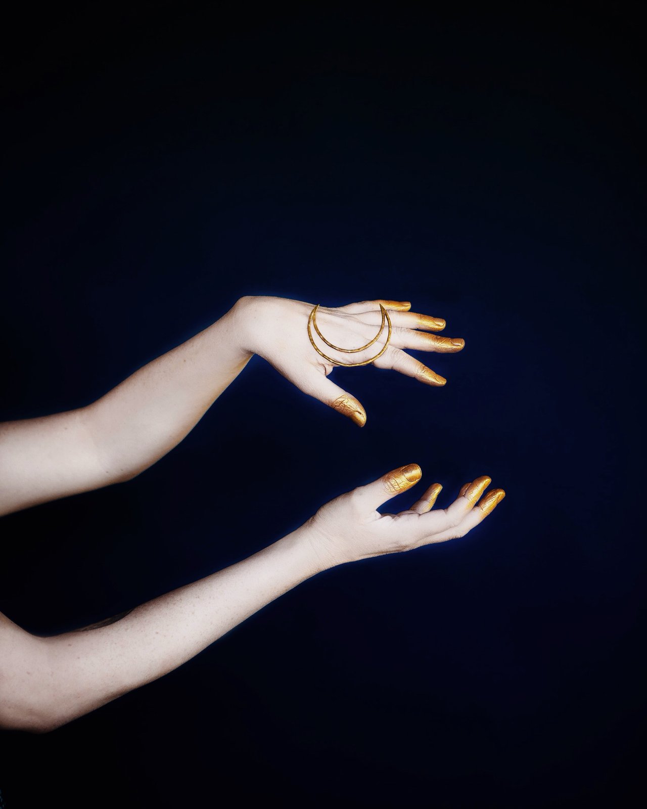 Kingman Turquoise Moon Ring | Size 9 | – IvieandSage