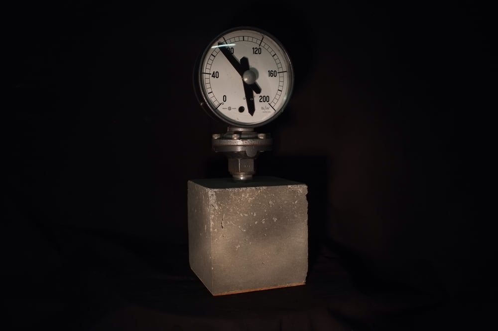Image of Concrete pressure gauge Bloc Cloc 