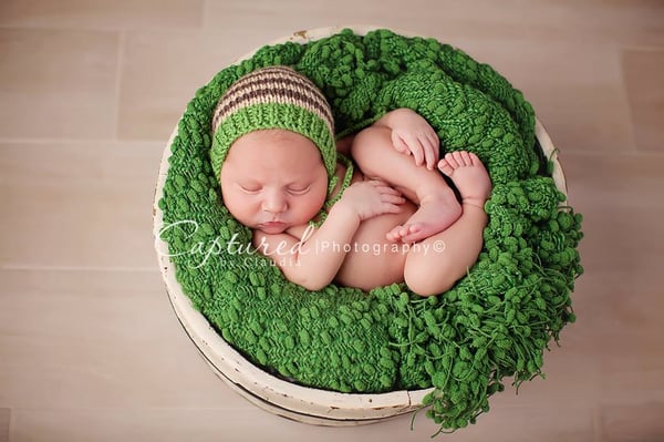 Image of "colin" newborn bonnet