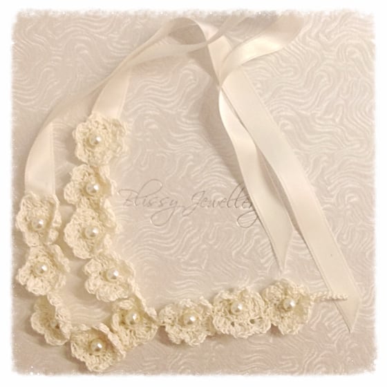 Image of Barefoot bridal sandals 12 flowers 