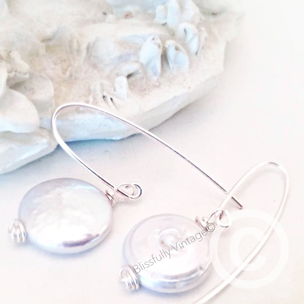 Image of Coin pearl earrings 