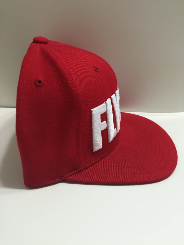 Image of FLY365 SNAPBACK RED