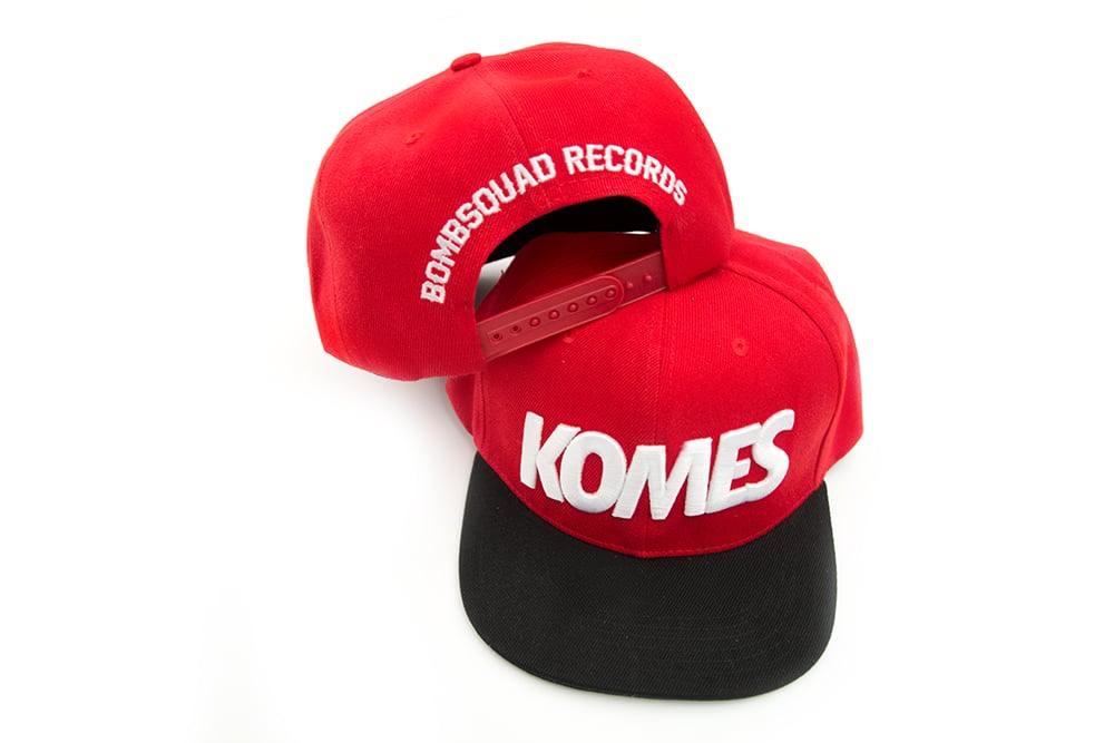 Image of KOMES Snapback - Red, Black & white