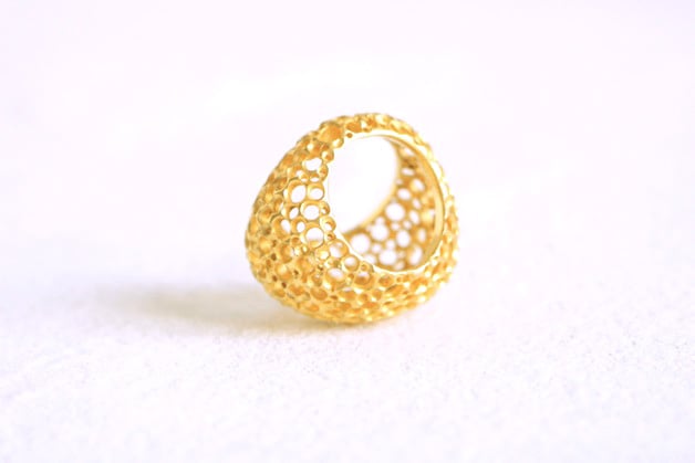 Image of Écume, Ring in recycled gold 18k with white traceable diamonds