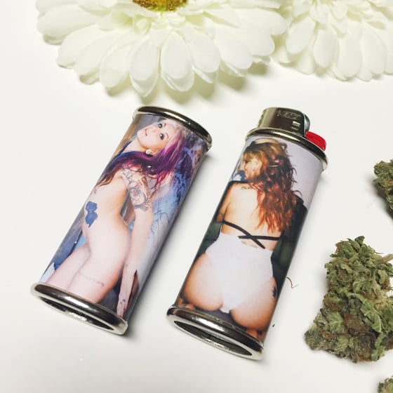 Image of Circasays Suicide Girl Metal Lighter Case 