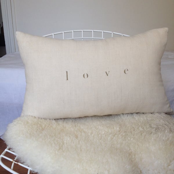 Image of Coussin écru love OR long