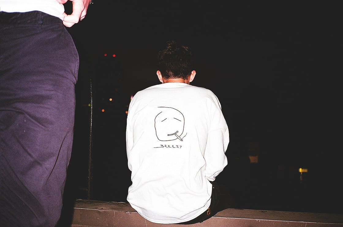 Image of Smoke T (LS)