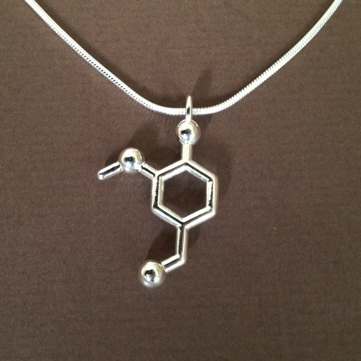 Image of vanillin necklace