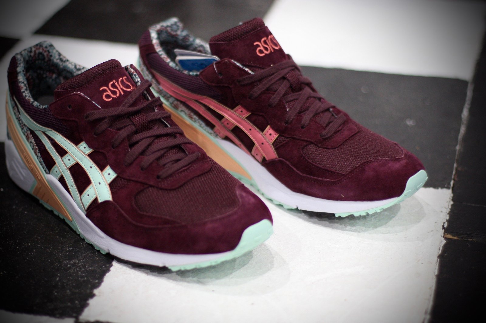 desert rose asics