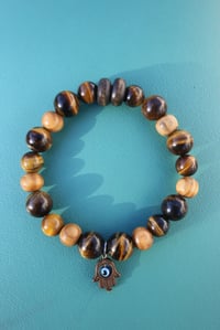 Image 4 of Tigers eye Hamsa
