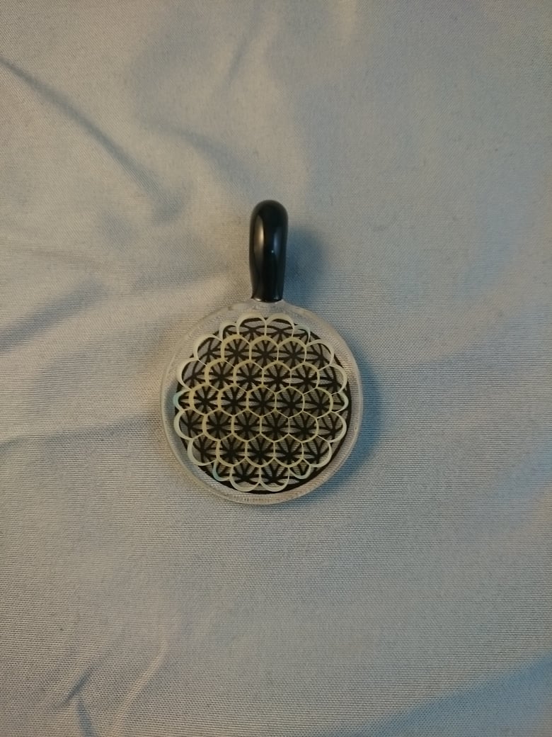 Image of Kage Glass 2015 Honeycomb Flower of Life Milli Pendant