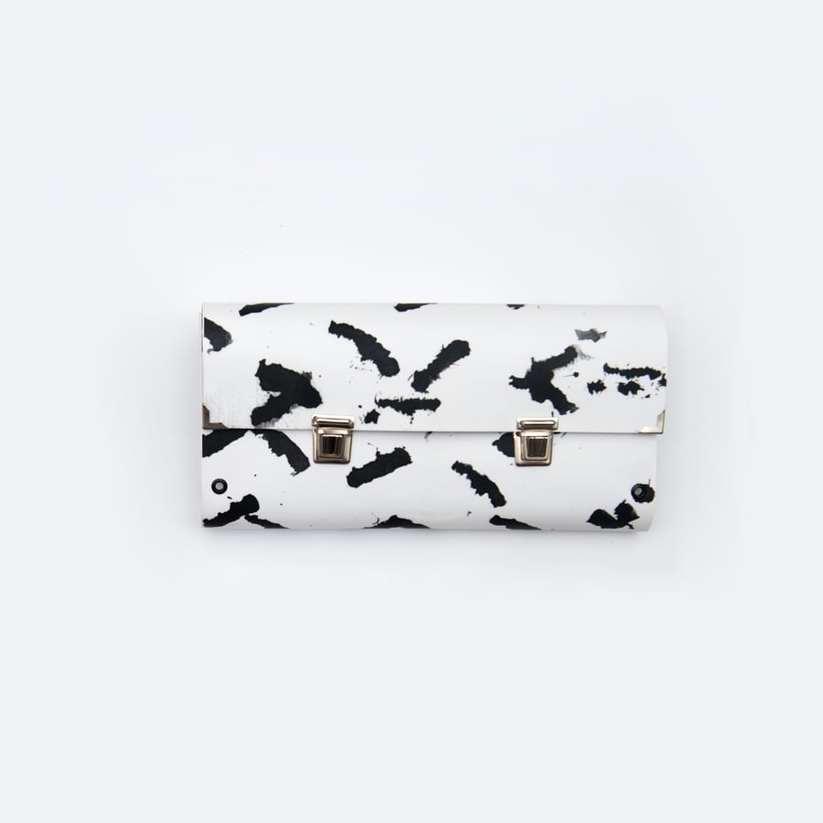 Image of Brush-ink / Clutch Bag / Double closure