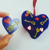 Image 4 of Stitched Love Heart Brooch