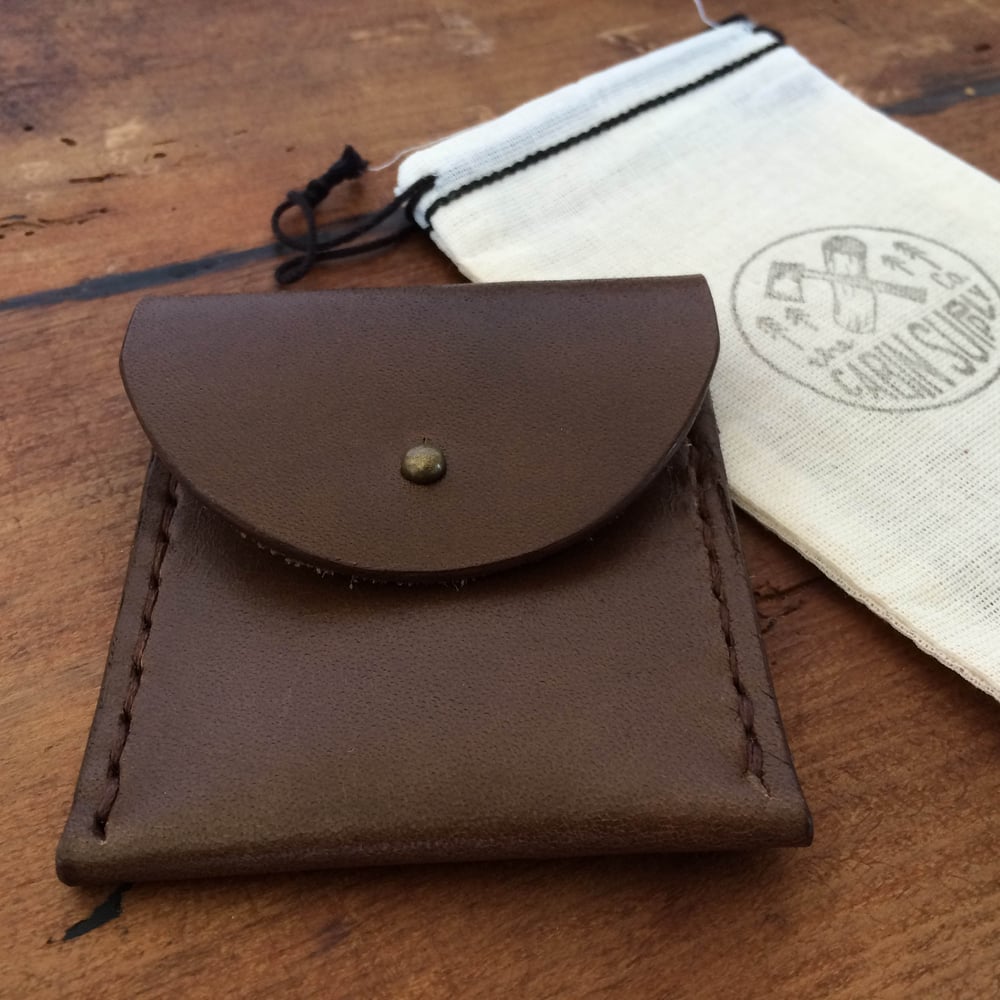 Leather coin pouch / the cabin supply co