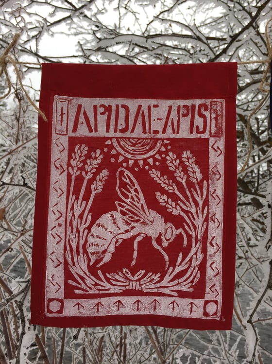 Image of Block Print Bee Flag