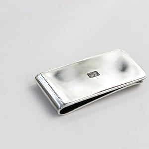 Image of men's silver money clip