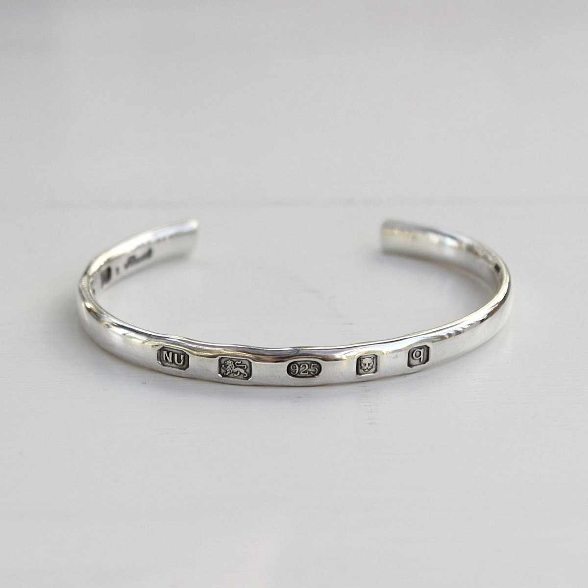 アクセサリー Rust MADE IN ENGLAND 2 Hall Mark Bangle ラスト Rust made in England 2ホールマーク バングル - メルカリ