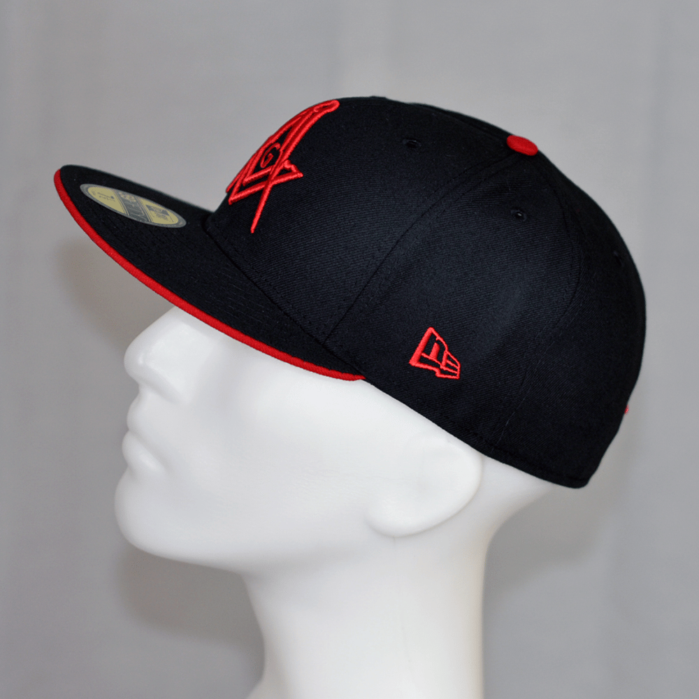 New Era 59Fifty Black - Scarlet With G Fitted / Grip Or Token