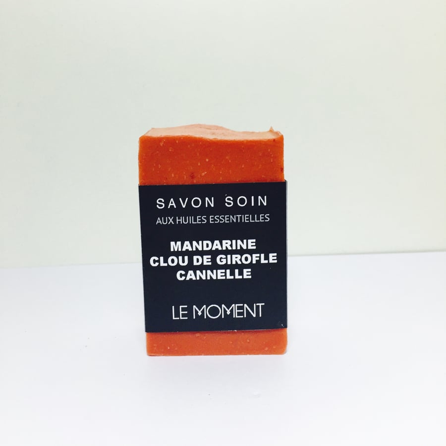 Image of Savon Rouge de Noel - Mandarine Cannelle Clou de girofle